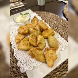 Alcachofas Fritas con alioli 
