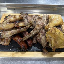 PARRILLADA DE CARNES (min.2p)