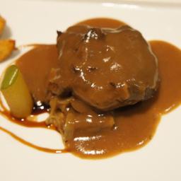 Carrilleras estofadas al vino tinto