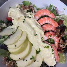 Ensalada de langostinos, manzana, nueces , miel y mostaza 