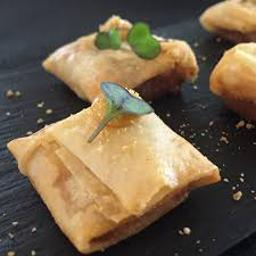 Raviolis crujientes de secreto ibérico 