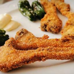 Chuletillas de cordero lechal empanadas 