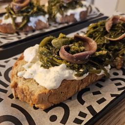 Friarielli y anchoas