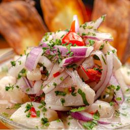 Ceviche de pescado con crujiente de platano 1650