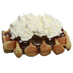 Gofre con nata y sirope