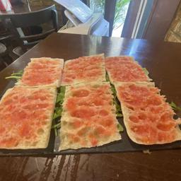 Pan con tomate 