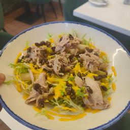 Ensalada templada de codorniz escabechada