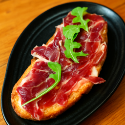 Tostada de jamón iberico