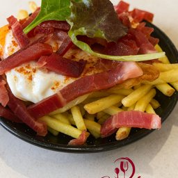 Huevos rotos con jamón ibérico