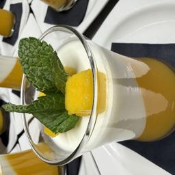 Panacota de mango