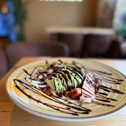 Ensalada de aguacate y lomo de ventresca 