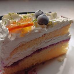 PASTEL DE ARÁNDANOS Y LIMA 