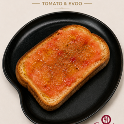 Tostada con tomate y aceite de oliva virgen extra