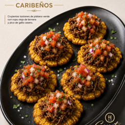 Tostones caribeños con ropa vieja  